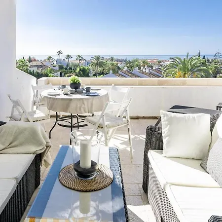 Apartment Ma2- Sea Views, Walking Distance To Puerto Banus *