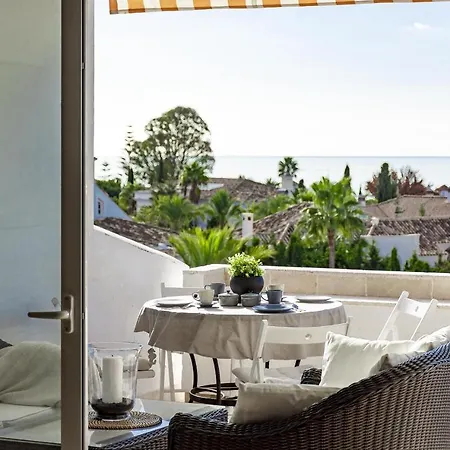 Ma2- Sea Views, Walking Distance To Puerto Banus Marbella