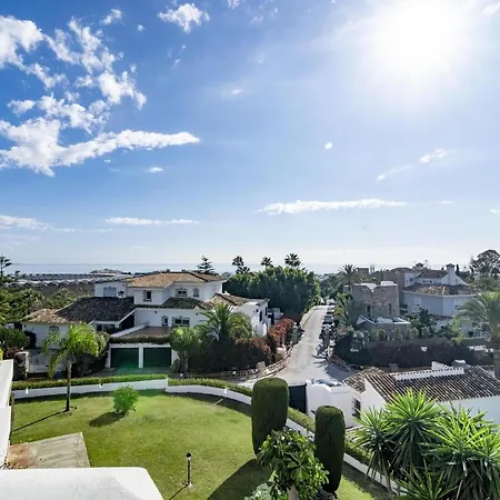 Apartment Ma2- Sea Views, Walking Distance To Puerto Banus