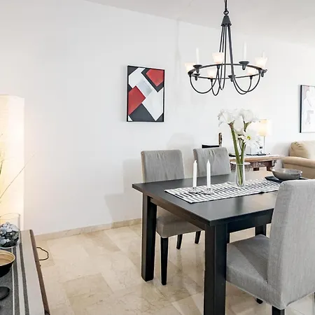 Ma2- Sea Views, Walking Distance To Puerto Banus * Marbella